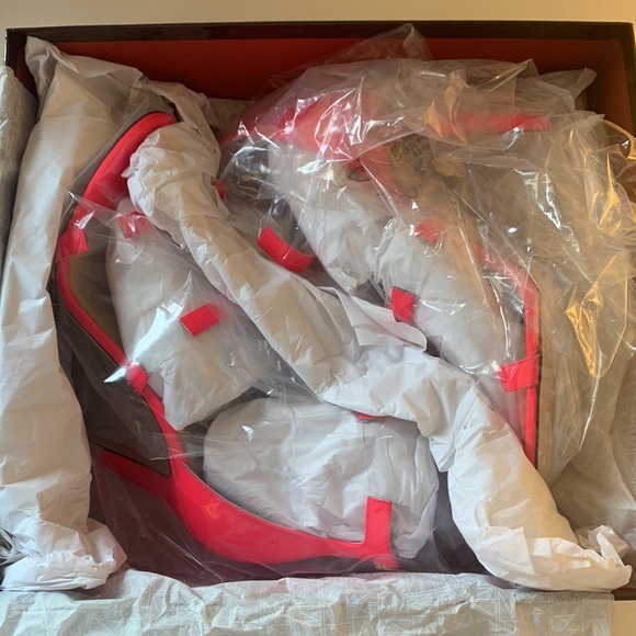 Heels, Frontline 105 - Fluorescent Matt Pink: Brand New in Box. - Picture 6 of 12